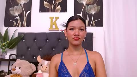 saykimmy online show from May 2, 3:34 am