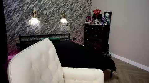 Anges online show from June 15, 3:09 am