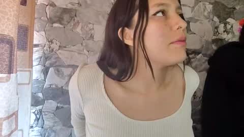 Snapshot of sayuce_black chatting on December 4, 7:17 pm sayuce black online show from December 4, 7:17 pm