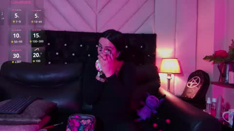 scarlett online show from March 6, 1:43 pm