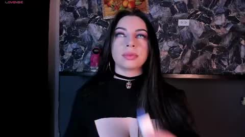 SCARLATTA DESIRE online show from July 15, 3:23 am