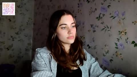 Kira online show from November 9, 8:00 pm