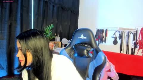 scarlet taylor kennedy online show from February 21, 11:10 pm