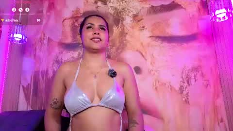 Scarlet online show from July 24, 2:09 am