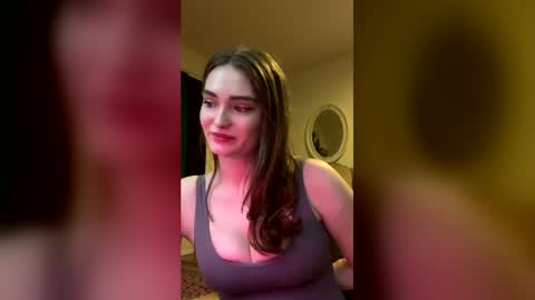 scarletbean online show from May 14, 1:09 pm