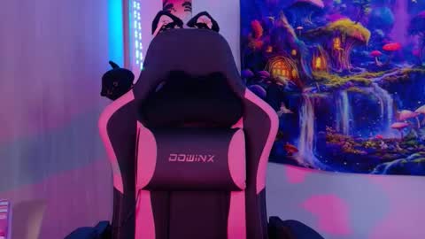 Scarlet online show from January 31, 7:11 pm