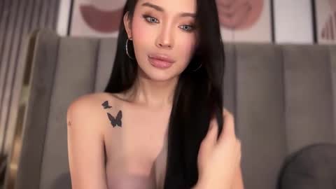 ur sweetest scarlet online show from February 18, 1:44 pm