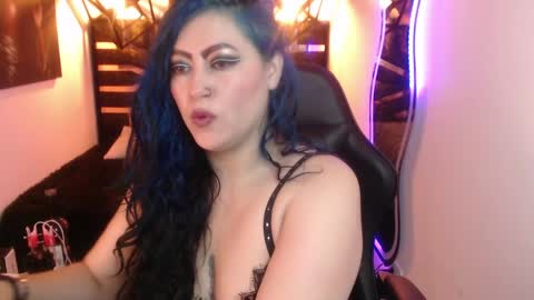 Scarleth online show from May 1, 3:11 am