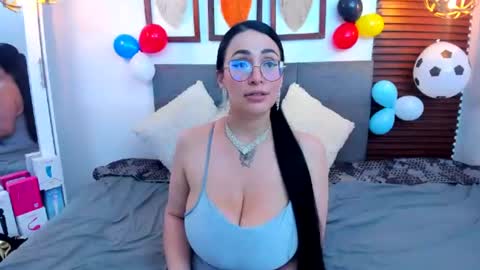 scarleth online show from July 6, 3:47 am