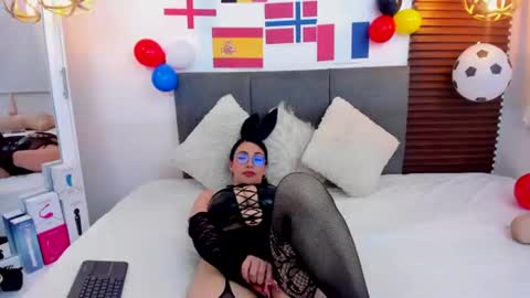 scarleth online show from July 11, 7:56 am