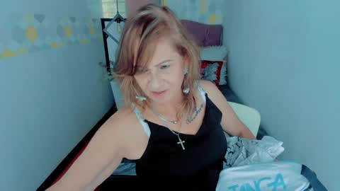 S C A R L E T online show from January 21, 6:34 pm