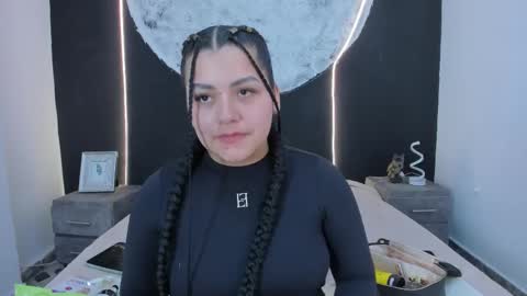 Snapshot of scarletmoon1_ chatting on October 17, 9:08 pm Scarlet online show from October 17, 9:08 pm