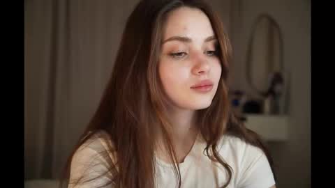 Scarlet online show from December 14, 6:03 pm