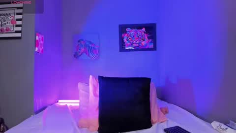 Carolina online show from September 16, 6:44 pm