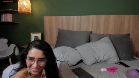 Scarlett  online show from April 24, 9:39 pm