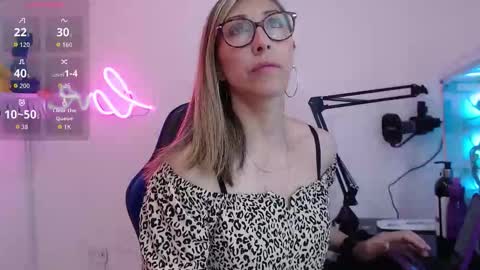 Scarlett online show from November 13, 11:57 am