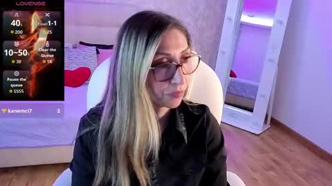 Scarlett online show from April 25, 12:51 pm