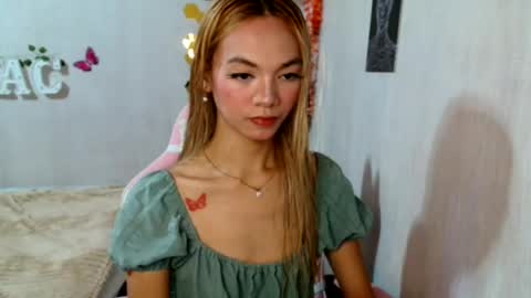 scarlett_bratt online show from June 12, 8:57 am