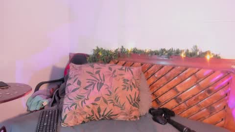 Snapshot of scarlett_diaz17 chatting on February 1, 11:42 am Mariana online show from February 1, 11:42 am