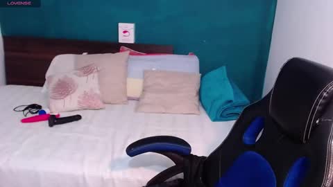 Scarlett  online show from February 27, 6:13 am