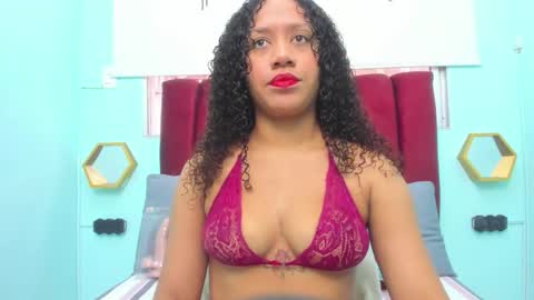 scarlett_fox20 online show from December 2, 12:36 pm