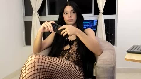 Snapshot of scarlett_is_here chatting on October 2, 8:57 am scarlett_is_here online show from October 2, 8:57 am
