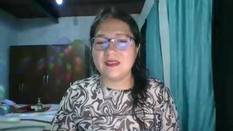 Snapshot of scarlett_widow chatting on October 8, 2:51 am scarlett_widow online show from October 8, 2:51 am