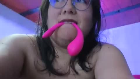 scarlett_widow online show from January 9, 5:02 am