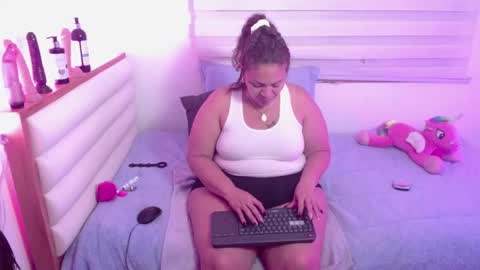 scarlettbooty online show from April 29, 11:04 am