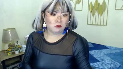 scarlette online show from July 1, 8:50 pm