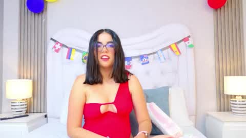 Scarlett Petrova online show from July 1, 11:30 am