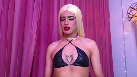 Scarlett online show from December 3, 5:52 am