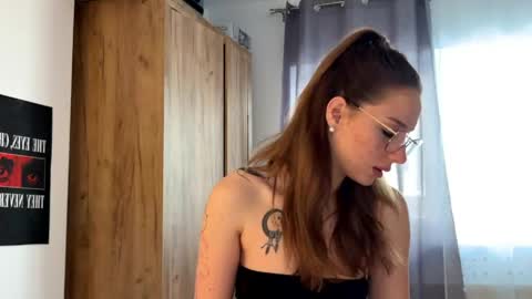 ScarlettSmithz online show from May 4, 4:41 am