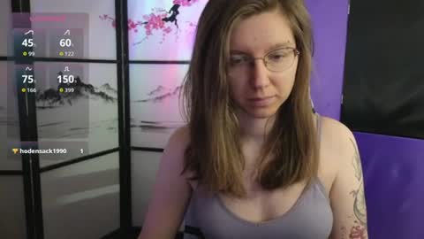 Scarlett online show from July 6, 9:39 am