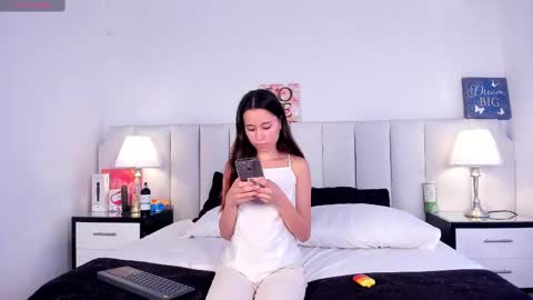 scarlett online show from October 1, 4:06 pm