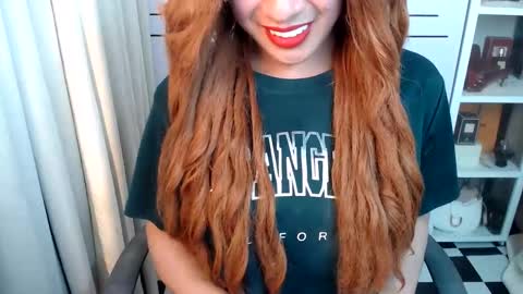 Queen Scarlet online show from March 8, 6:06 am