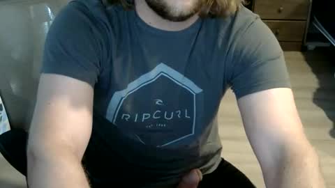 schmizz09 online show from April 10, 1:49 pm