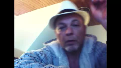 schnibschnab online show from March 16, 5:10 am