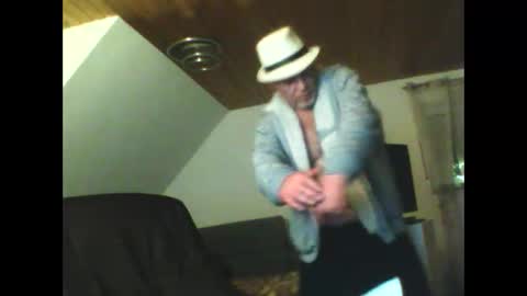 schnibschnab online show from March 17, 5:45 am