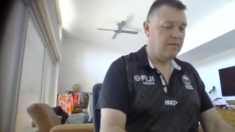 Scoobs online show from December 19, 7:18 am