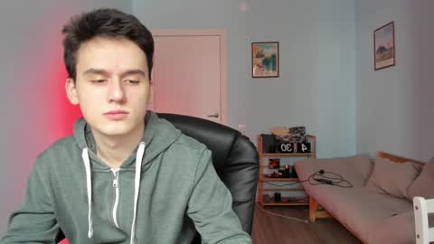 Thomas brunette and Alex blond online show from February 3, 9:19 am