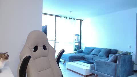 Twitter Scott brasher1 Instagram Camiloestuardo2 online show from March 15, 4:10 pm