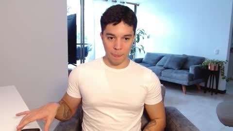 Twitter Scott brasher1 Instagram Camiloestuardo2 online show from March 17, 7:52 pm