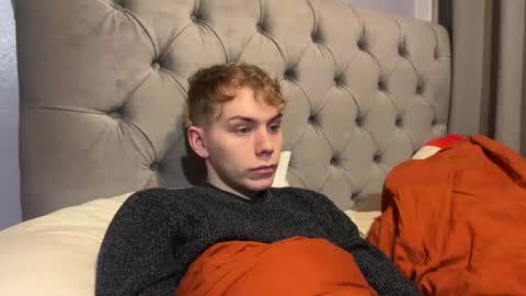 Snapshot of scottish_twink01 chatting on January 12, 1:42 am danny online show from January 12, 1:42 am