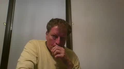 scottpbi52 online show from May 7, 2:18 am