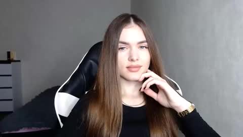 scratc_h online show from October 23, 2:40 pm