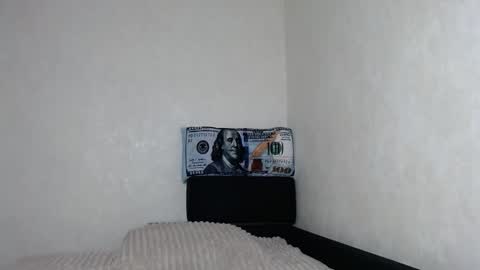 scratc_h online show from May 14, 1:31 pm
