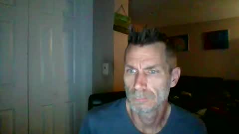 GettOffMyLawn online show from May 17, 9:29 am