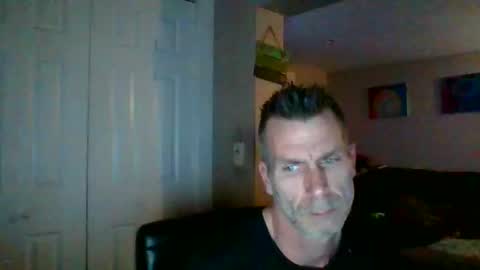 GettOffMyLawn online show from May 11, 1:45 am