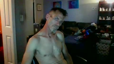 GettOffMyLawn online show from July 5, 2:47 am